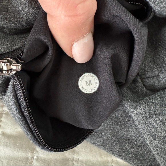 Lululemon City Sweat Short 9.5" - Picture 11 of 12